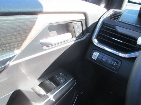Used 2024 GMC Acadia Denali w/ Super Cruise Package AWD/4WD image 32