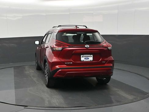 Used 2022 Nissan Kicks SV w/ Interior Electronics Package image 7