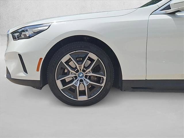 Used 2024 BMW i5 eDrive40i RWD image 20