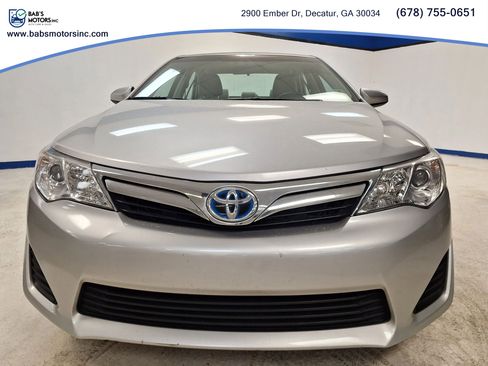 Used 2012 Toyota Camry LE image 10