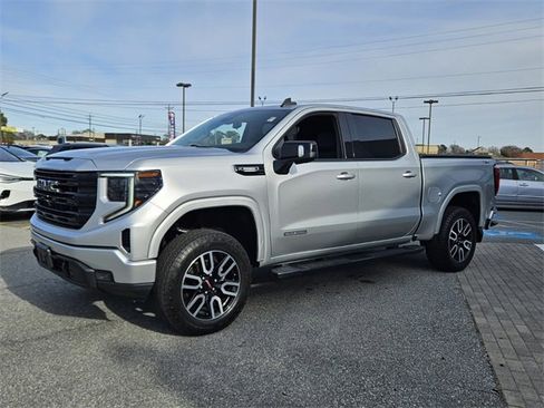 Used 2022 GMC Sierra 1500 Elevation w/ Elevation Premium Package image 3