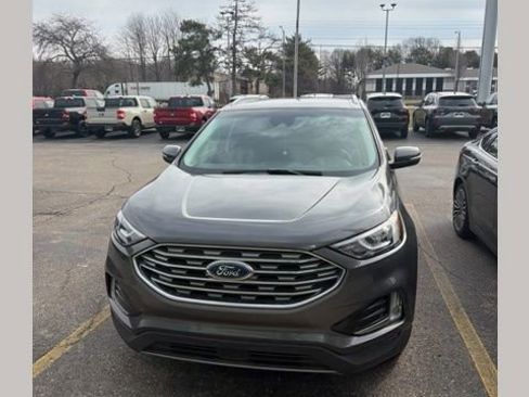 Used 2020 Ford Edge SEL w/ Cold Weather Package image 1