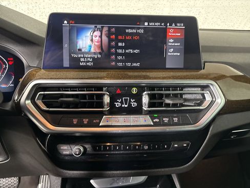 Used 2024 BMW X3 sDrive30i w/ Convenience Package image 15