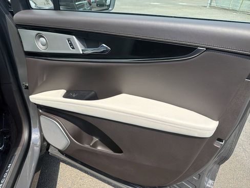 Certified 2023 Lincoln Nautilus Black Label AWD/4WD image 14