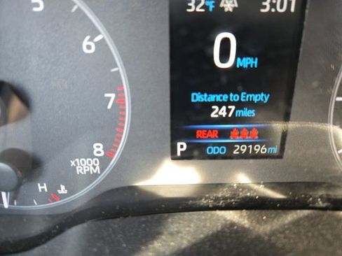 Used 2023 Toyota Corolla Cross LE image 24