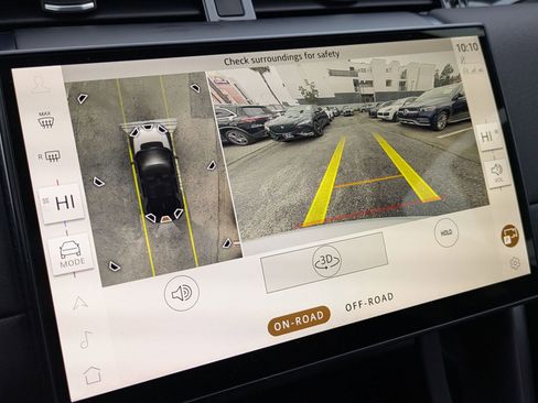 Used 2024 Land Rover Discovery Sport S image 14