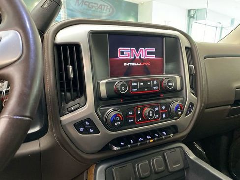 Used 2015 GMC Sierra 2500 SLT w/ Snow Plow Prep Package AWD/4WD image 9