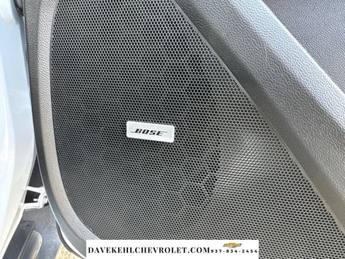 Used 2023 Chevrolet Traverse RS FWD image 29