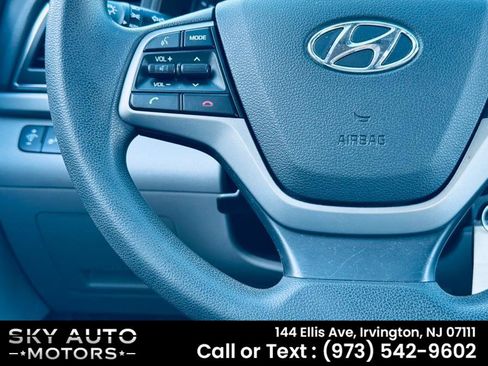 Used 2018 Hyundai Elantra SEL FWD image 13