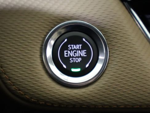 New 2026 Chevrolet Equinox ACTIV w/ Convenience Package III image 32