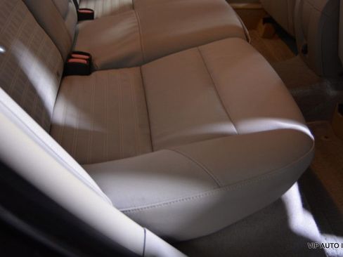 Used 2010 Volvo S40 2.4i image 28