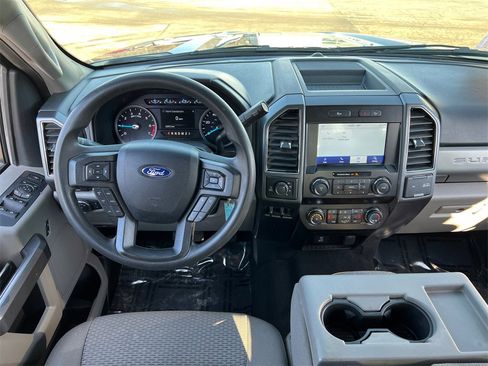 Used 2021 Ford F250 XLT w/ XLT Premium Package image 9