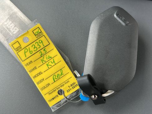 Used 2025 Kia K4 FWD image 33
