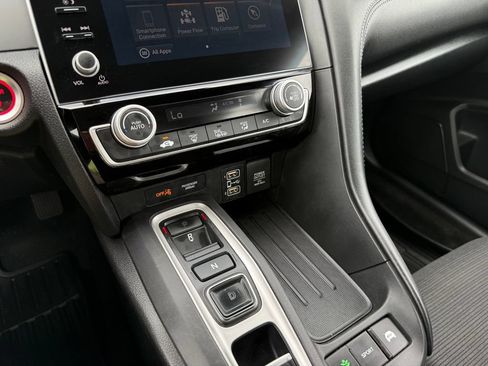Used 2019 Honda Insight EX image 29