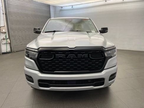 New 2026 RAM 1500 4x4 Crew Cab image 9