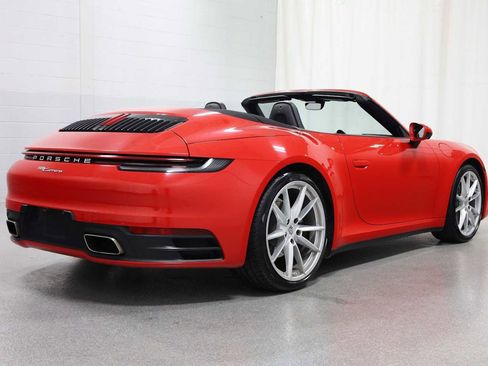 Certified 2022 Porsche 911 Carrera RWD image 9