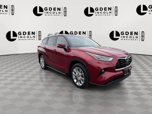 Used 2020 Toyota Highlander Limited AWD/4WD image 2