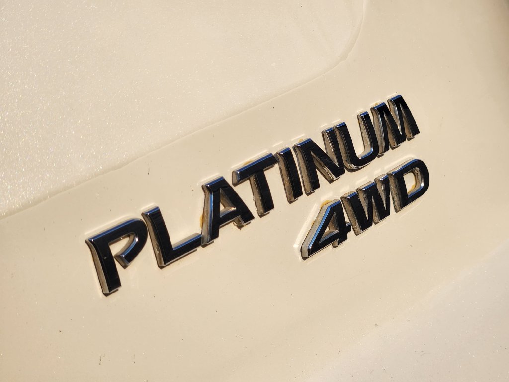 Used 2023 Nissan Pathfinder Platinum AWD/4WD image 12