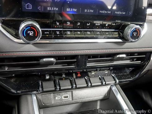 Certified 2024 Chevrolet Colorado Z71 w/ Z71 Convenience Package 2 image 17