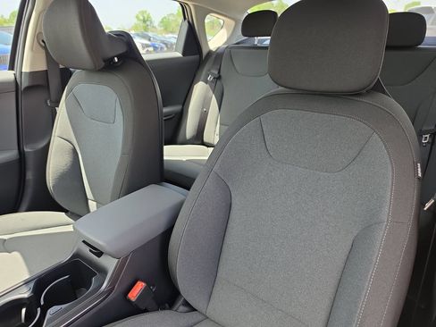 New 2026 Kia K4 FWD image 21