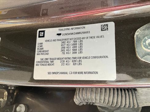 Used 2021 Chevrolet Tahoe LT w/ LT Signature Package image 35