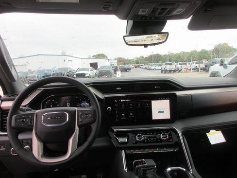 New 2026 GMC Sierra 1500 Denali image 17