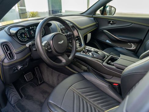 Used 2023 Aston Martin DBX 707 image 3