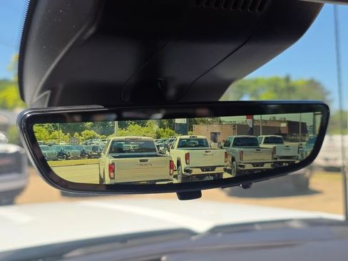 New 2026 GMC Sierra 3500 Denali w/ Denali Reserve Package AWD/4WD image 39