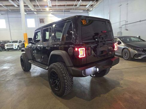 Used 2021 Jeep Wrangler Unlimited Sport AWD/4WD image 3