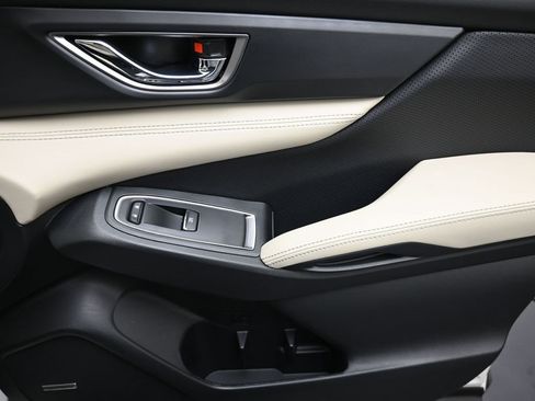 New 2025 Subaru Ascent Limited image 11