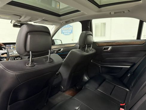 Used 2014 Mercedes-Benz E 350 4MATIC Sedan image 39