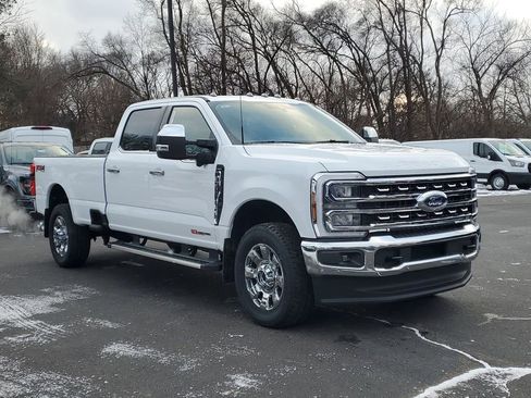 New 2026 Ford F350 Lariat w/ Lariat Premium Package image 3
