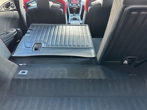 Used 2018 Honda Civic Type R image 17