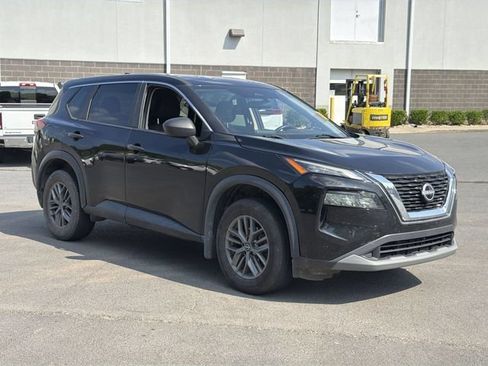 Used 2023 Nissan Rogue S AWD/4WD image 6