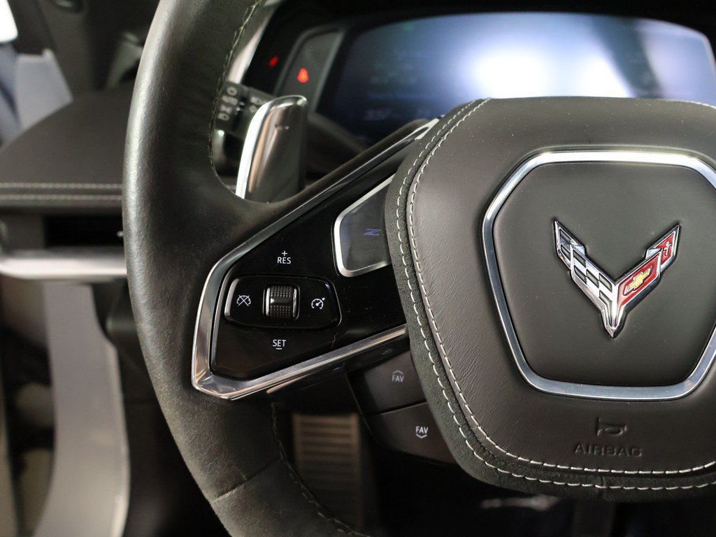 Used 2021 Chevrolet Corvette Stingray Premium Conv w/ Z51 Performance Package RWD image 41
