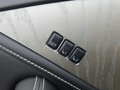 Used 2019 INFINITI QX80 Limited AWD/4WD image 13