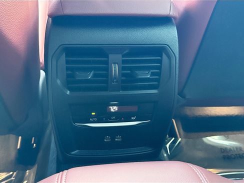 Used 2023 BMW M440i Convertible w/ Premium Package RWD image 19