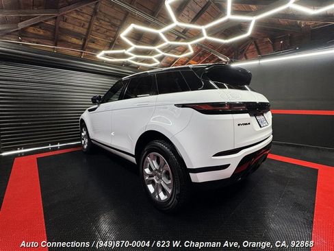 Used 2021 Land Rover Range Rover Evoque S image 4