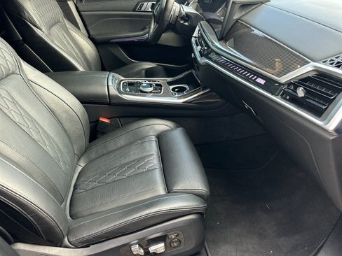 Used 2025 BMW X7 M60i w/ Executive Package AWD/4WD image 15