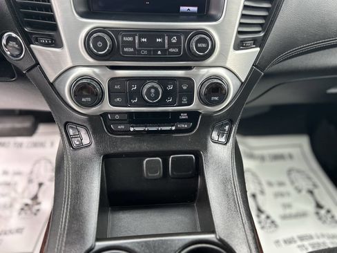 Used 2016 GMC Yukon XL SLT w/ Open Road Package image 16