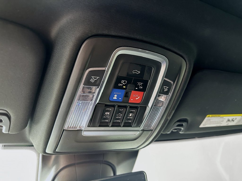 Used 2019 RAM 2500 Limited AWD/4WD image 36
