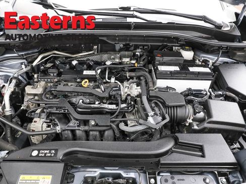 Used 2024 Toyota Corolla Cross LE image 7