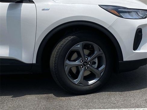 New 2025 Ford Escape ST-Line w/ Equipment Group 301A image 6