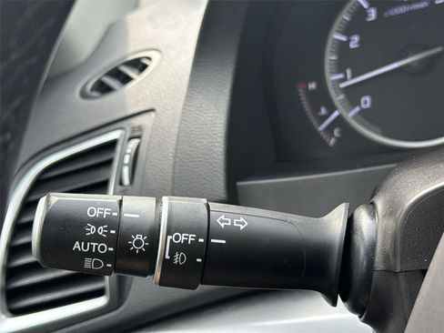 Used 2018 Acura RDX AWD w/ Advance Package image 22