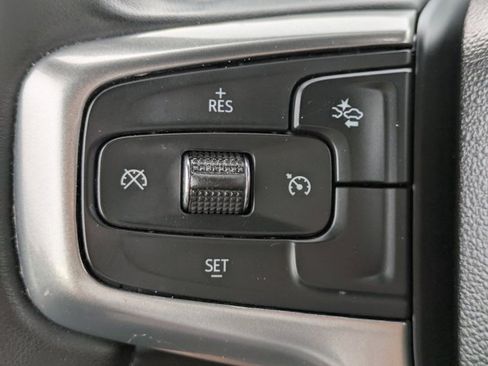 Used 2023 Chevrolet Suburban LT image 22