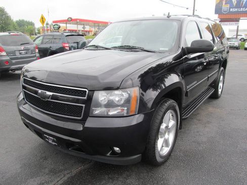 Used 2010 Chevrolet Suburban LT w/ Luxury Package AWD/4WD image 1