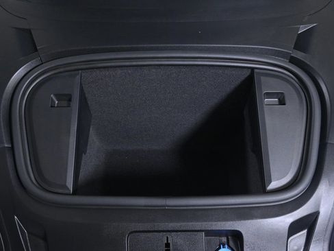 Certified 2023 Porsche Taycan GTS image 28