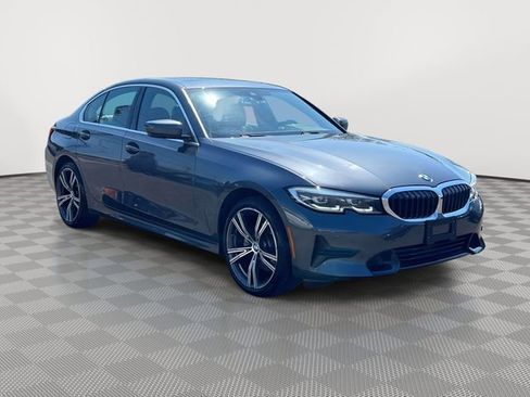 Used 2022 BMW 330i xDrive Sedan w/ Premium Package 2 image 4