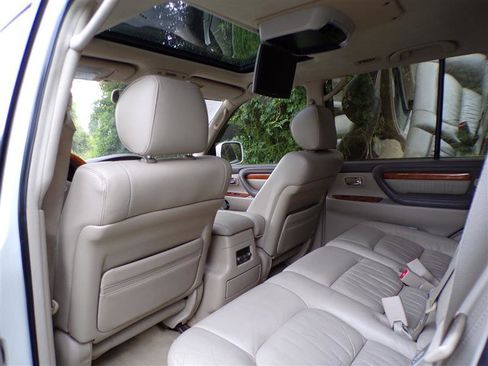 Used 2003 Lexus LX 470 4WD image 29
