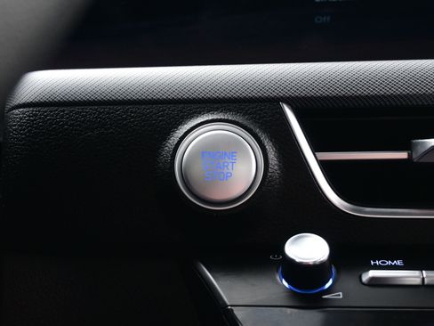 Used 2025 Hyundai Sonata SE image 21